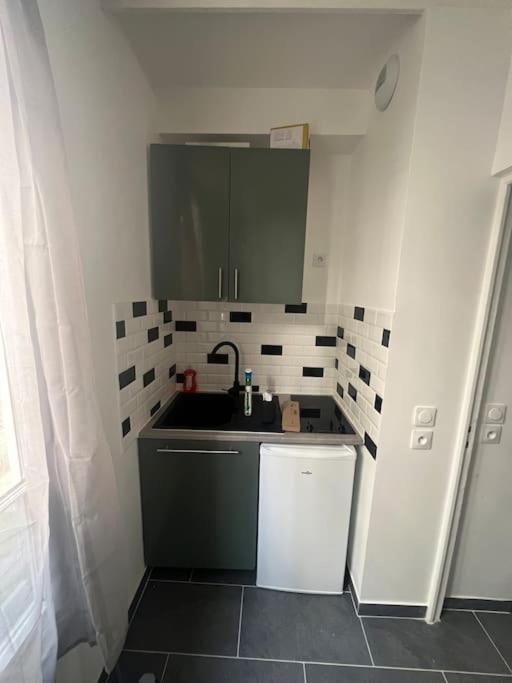 Studio Cosy Refait A Neuf Levallois Экстерьер фото